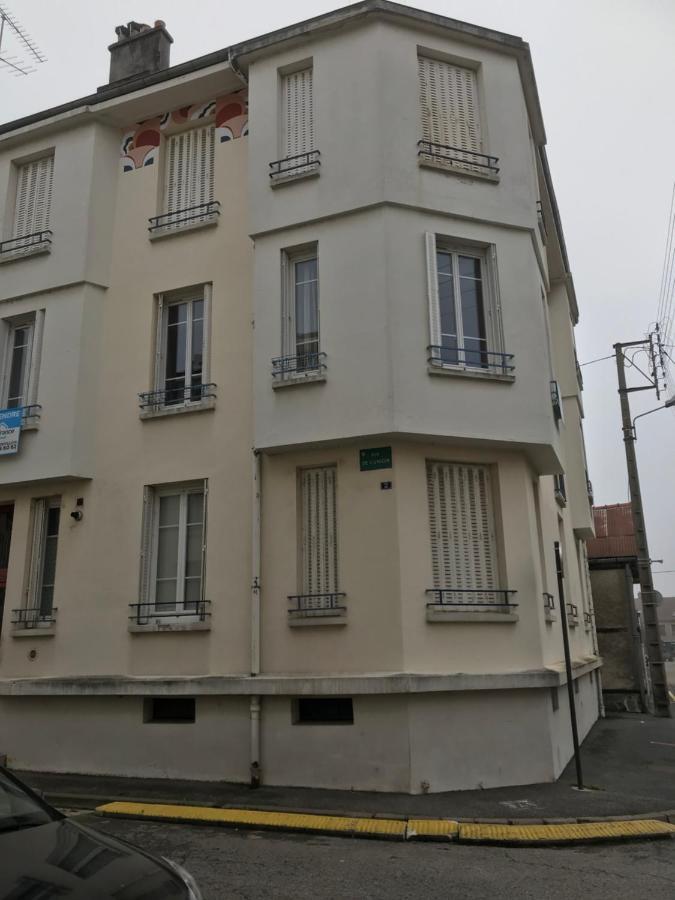 Maison Du Bonheur L Art De Vivre A La Francaise Logement Entier Avec Parking Sainte-Savine Exterior photo